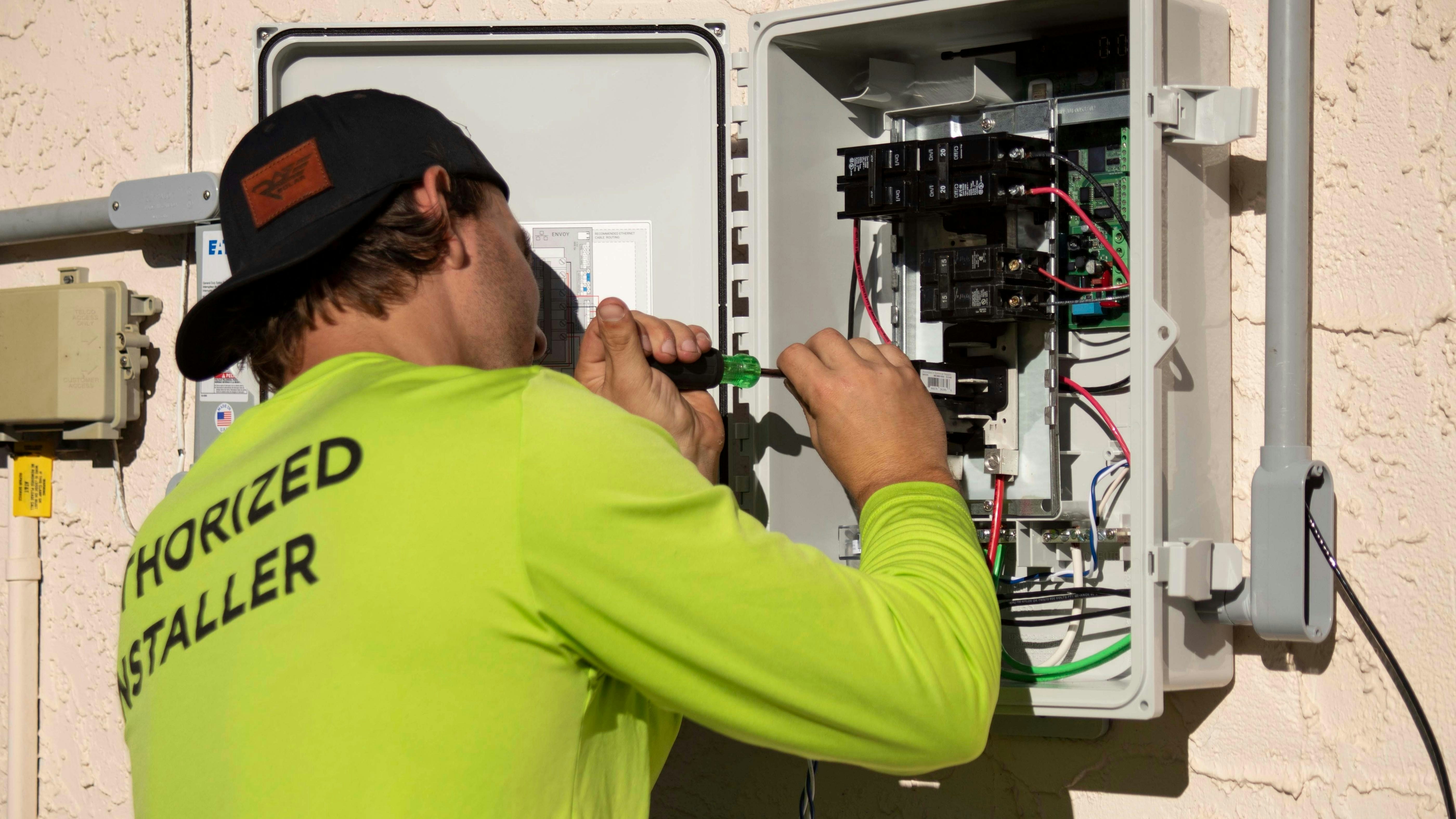 Line Service Technician jobs