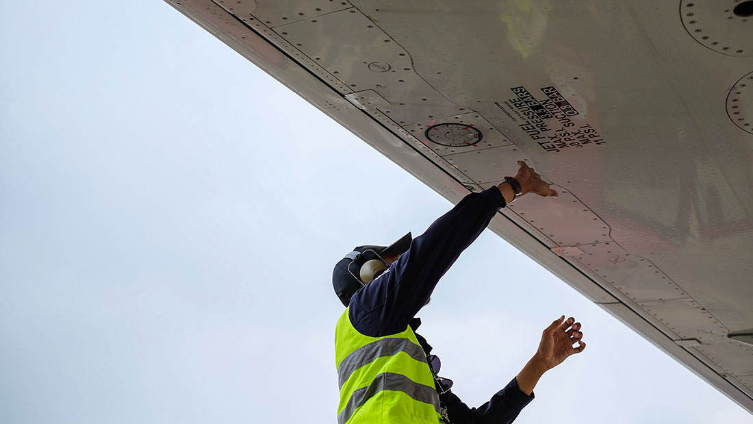 Avionics Technician: Description and the best paid jobs…